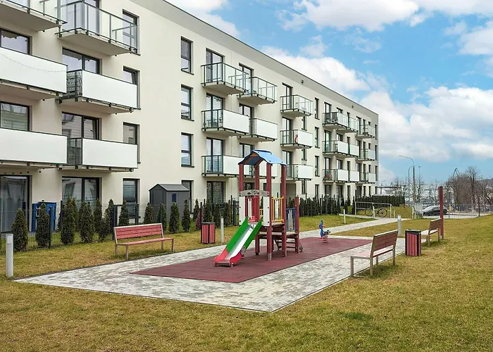 شقة Elegant With Parking Space And Balcony By Renters *